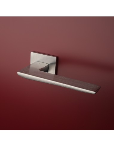 KLAMKA APRILE IRIS ROZETA Q SUPER SLIM 5MM DSC - CHROM SZCZOTKOWANY