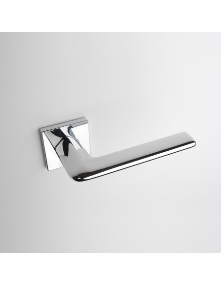 KLAMKA APRILE LILA ROZETA Q SLIM 7MM LC - CHROM POLEROWANY