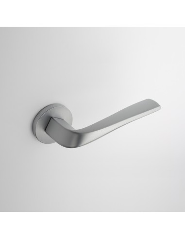 KLAMKA APRILE DALIA ROZETA R SLIM 7MM SC - CHROM SATYNOWY