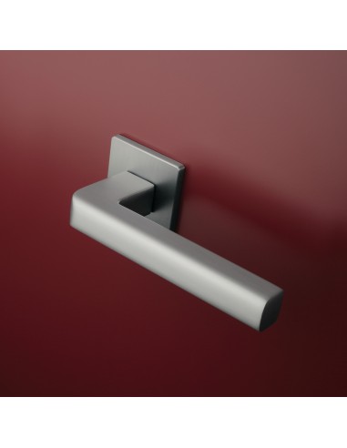 KLAMKA APRILE SALICE ROZETA Q SUPER SLIM 5MM SC - CHROM SATYNOWY