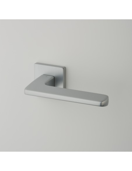 KLAMKA APRILE YUKA ROZETA Q SLIM 7MM SC - CHROM SATYNOWY
