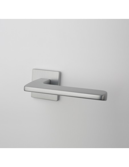 KLAMKA APRILE YUKA ROZETA Q SLIM 7MM SC - CHROM SATYNOWY