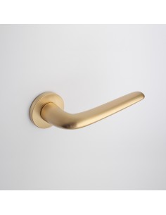 KLAMKA APRILE AZALIA ROZETA R SLIM 7MM KG - ZŁOTY MATOWY