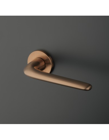 KLAMKA APRILE AZALIA ROZETA R SLIM 7MM PN PVD - MIEDZIANY PVD